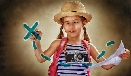 Fotolia petite fille avec une carte